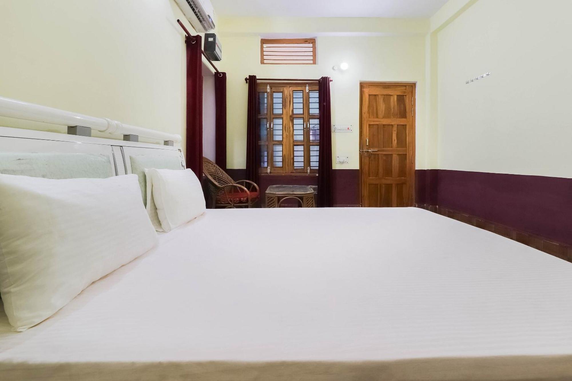 Hotel O Jyotish House Ayodhya Екстериор снимка