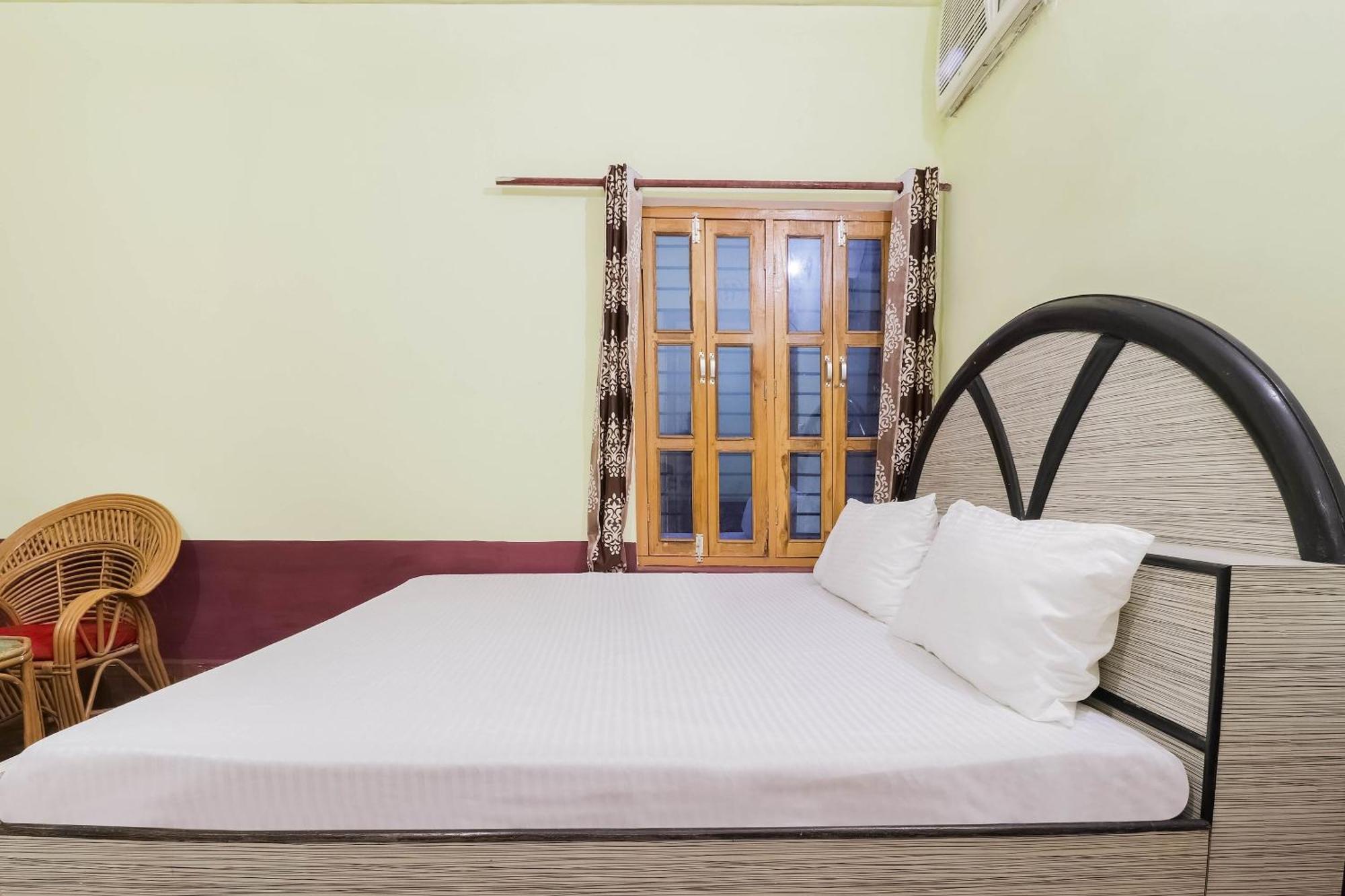 Hotel O Jyotish House Ayodhya Екстериор снимка